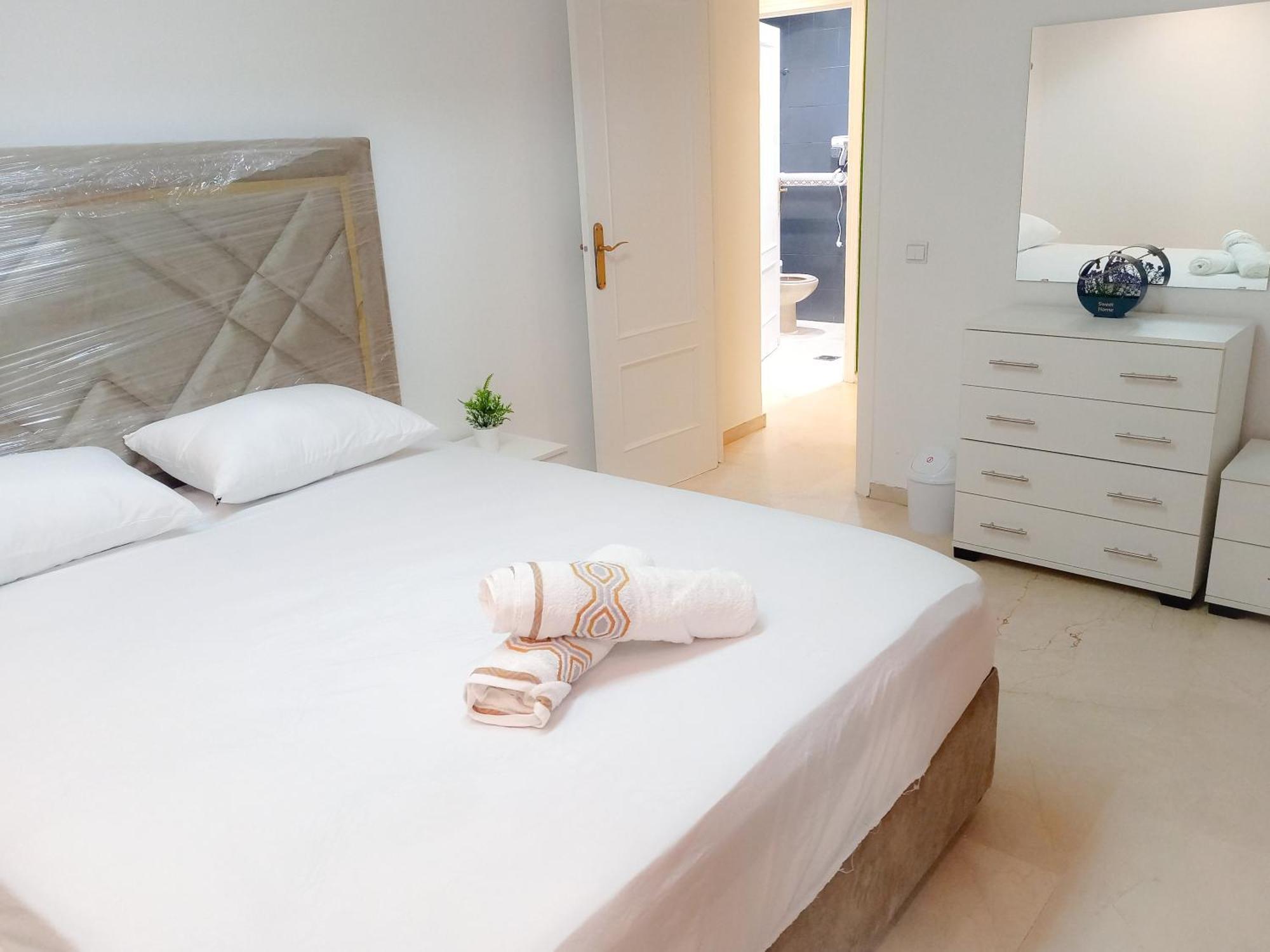 Amazing Appartement Au Centre Ville En Face Hilton & Gare Train De Tgv De Tanger 2N Eksteriør billede